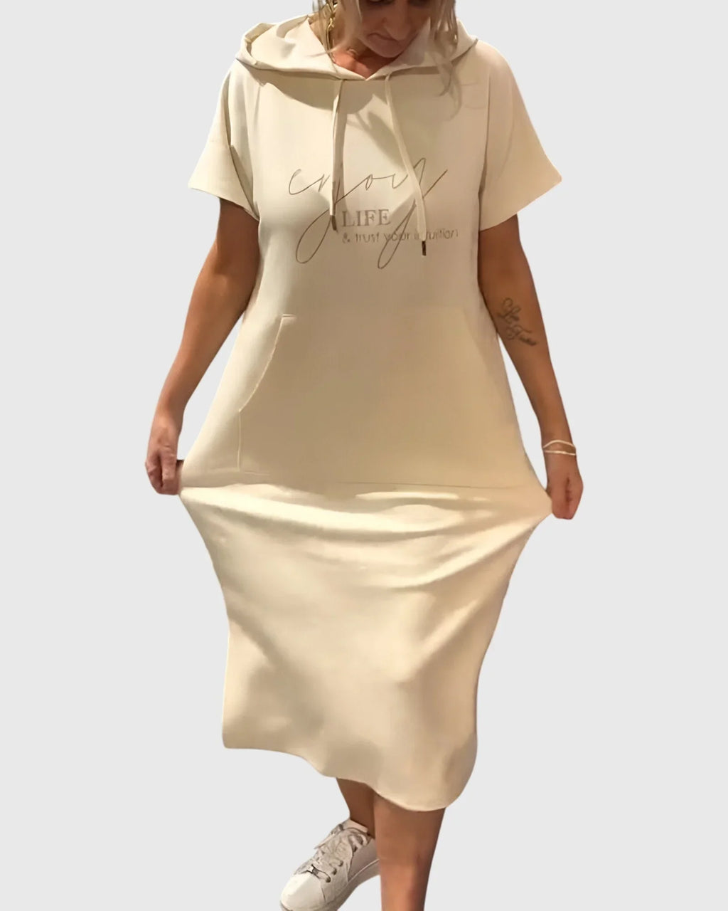 Women's cotton hooded midi dress with kangaroo pocket