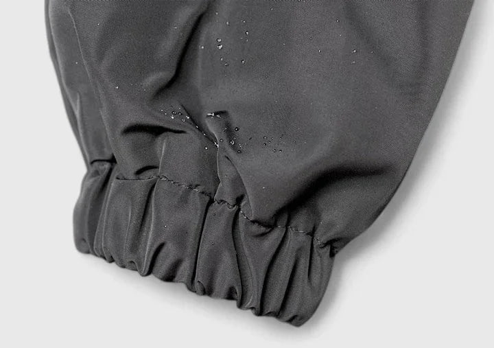 Women's button-front hooded parka with elasticated cuffs