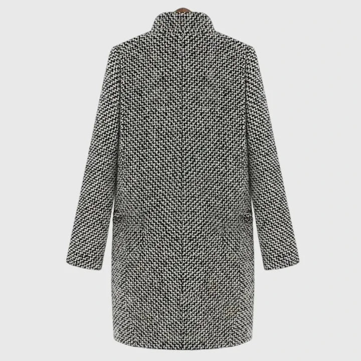 Women's houndstooth tweed button-front wool coat with quilted lining in black and white