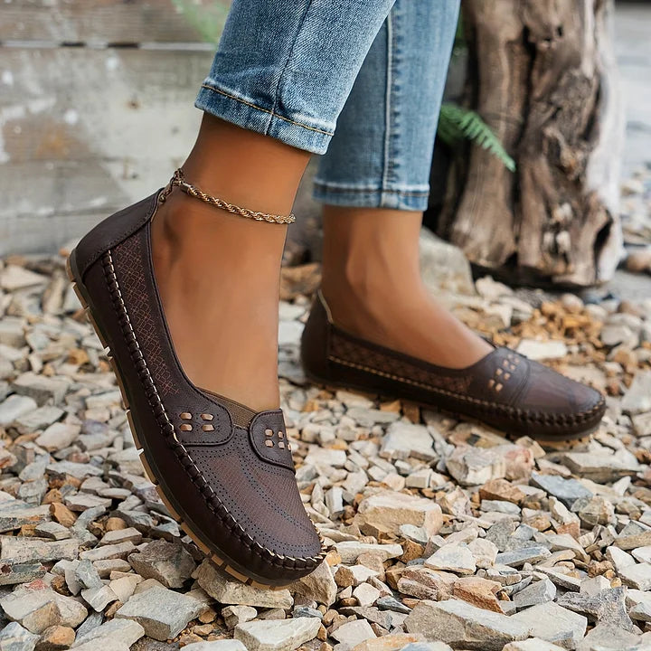 Montarello Women's Knit Slip-On Loafers Stitch Detail