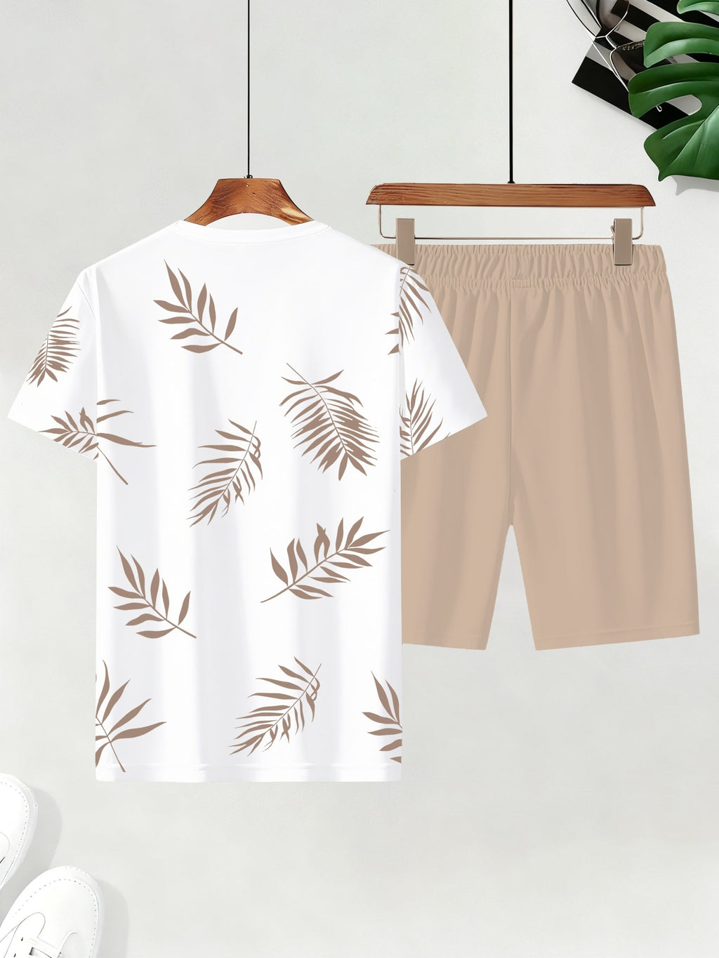 Montarello Men's Palm Print T-Shirt & Shorts Co-ord Set