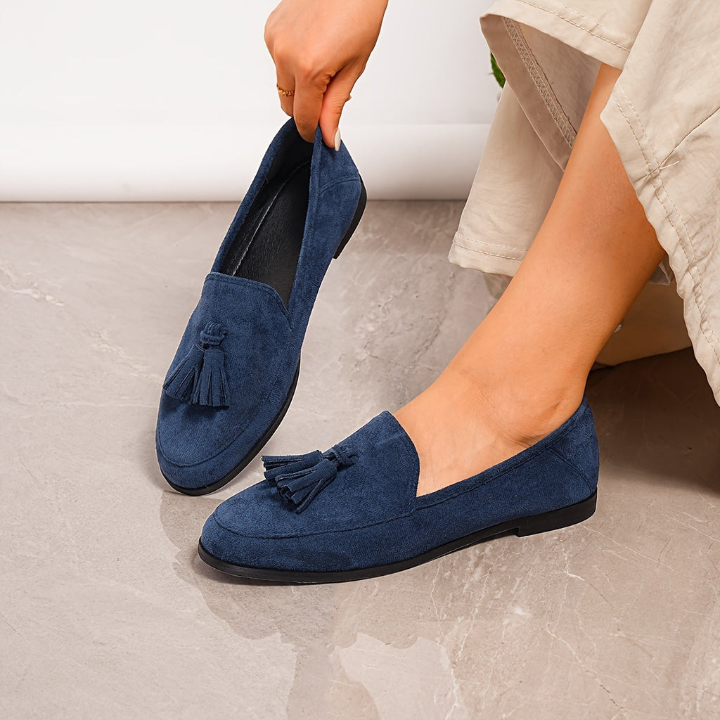 Women's Casual Loafers with Tassel Detail and Round Toe