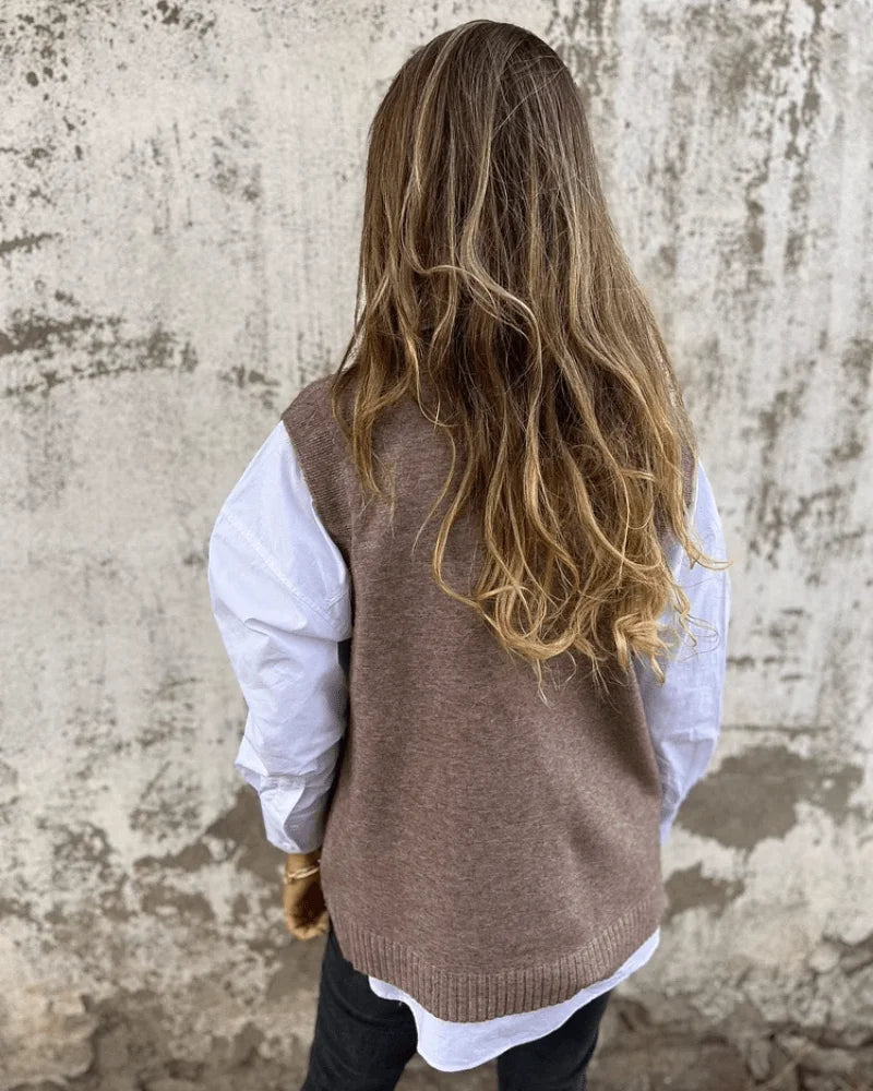 Women's knit v-neck sweater with ribbed hem