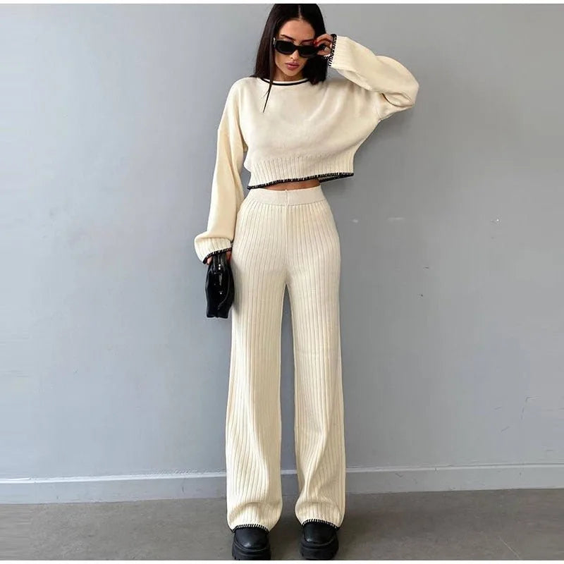 Knitted Two-Piece Set – Stylish & Comfortable