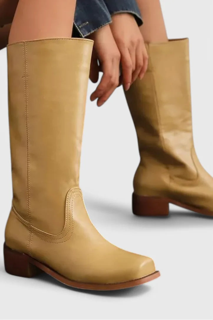 Modern Classic Boots for All-Season Wear