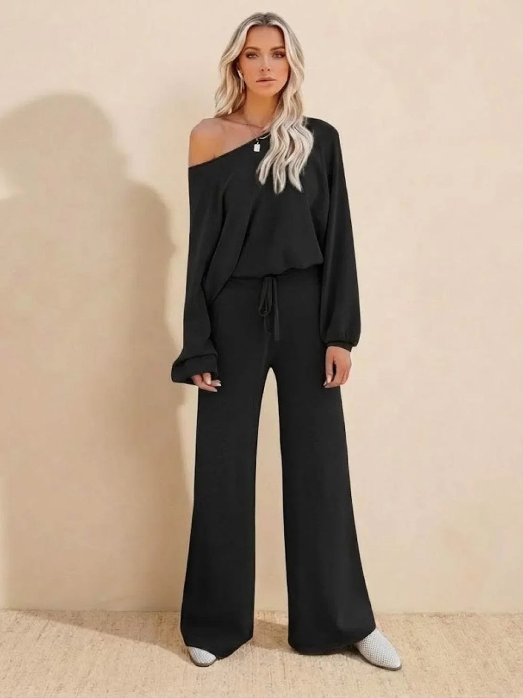 Women's Cropped Sweatshirt and Wide-Leg Pants Lounge Set