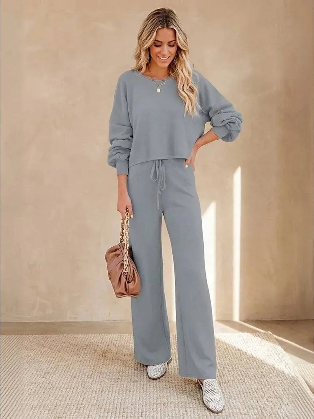 Women's Cropped Sweatshirt and Wide-Leg Pants Lounge Set
