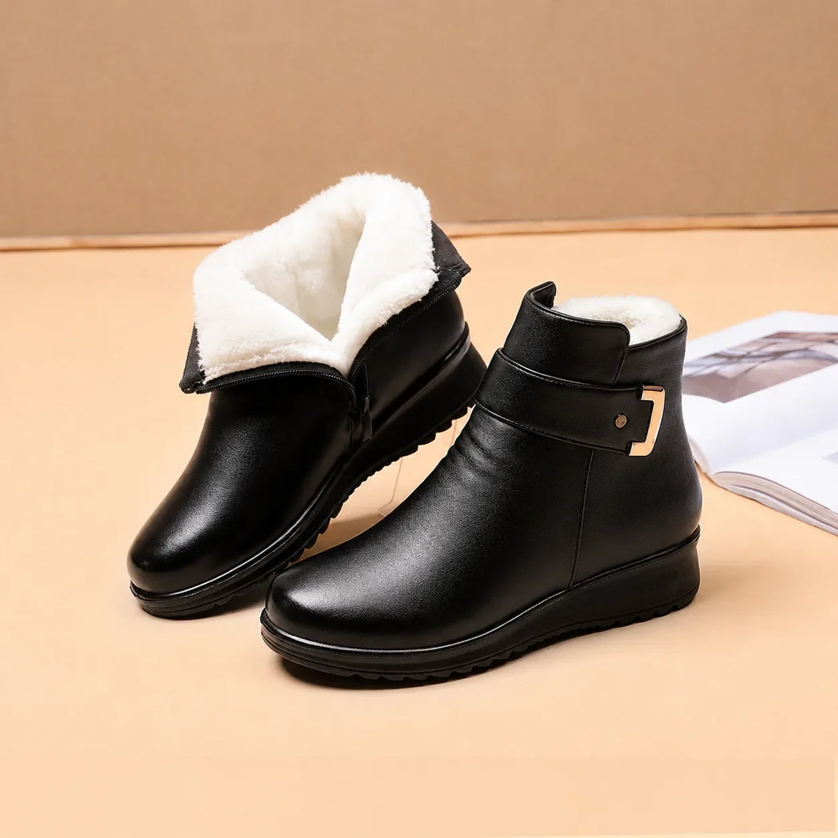 Women's faux leather side zip ankle boots with fur lining