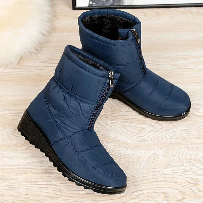 Women's quilted waterproof ankle boots