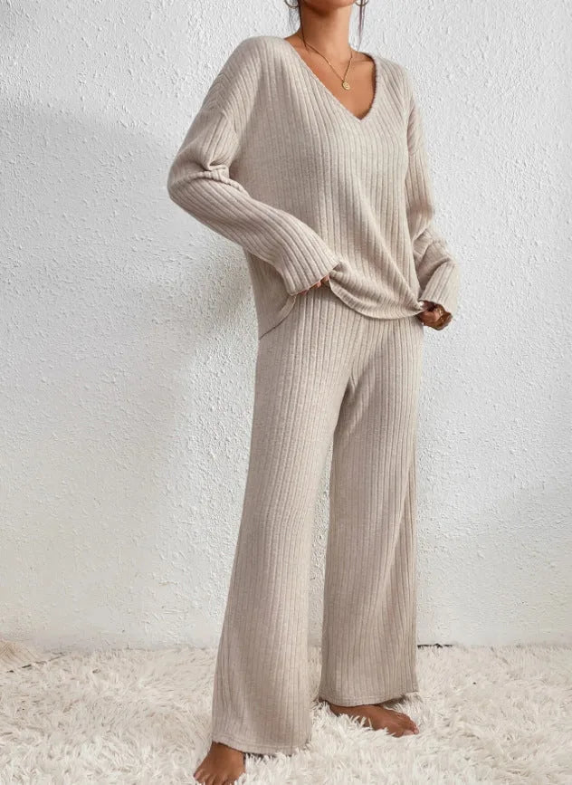 Women's ribbed v-neck two piece set with wide leg pants