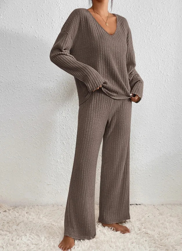 Women's ribbed v-neck two piece set with wide leg pants