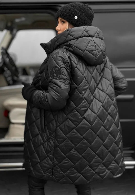 Women's zip-up hooded knee quilted coat