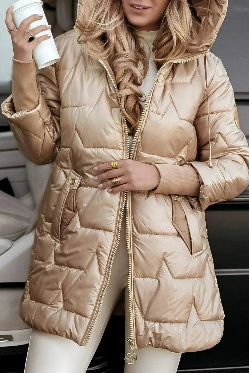 Women's zip-up hooded quilted coat with ribbed cuffs