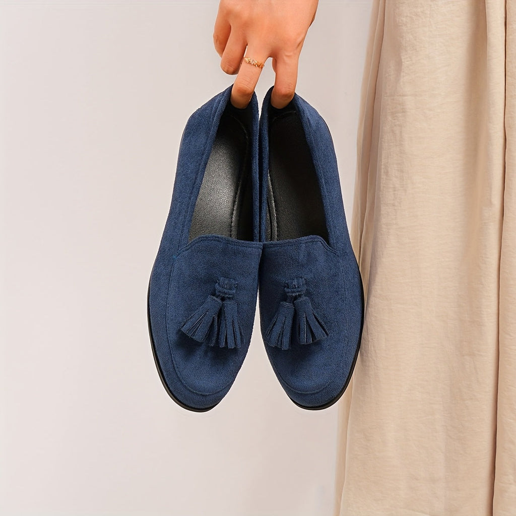 Women's Casual Loafers with Tassel Detail and Round Toe
