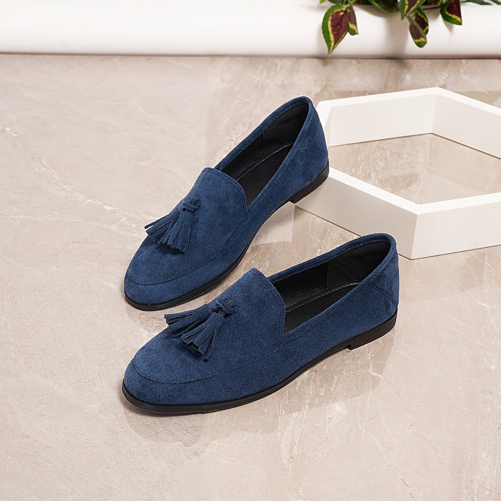 Women's Casual Loafers with Tassel Detail and Round Toe