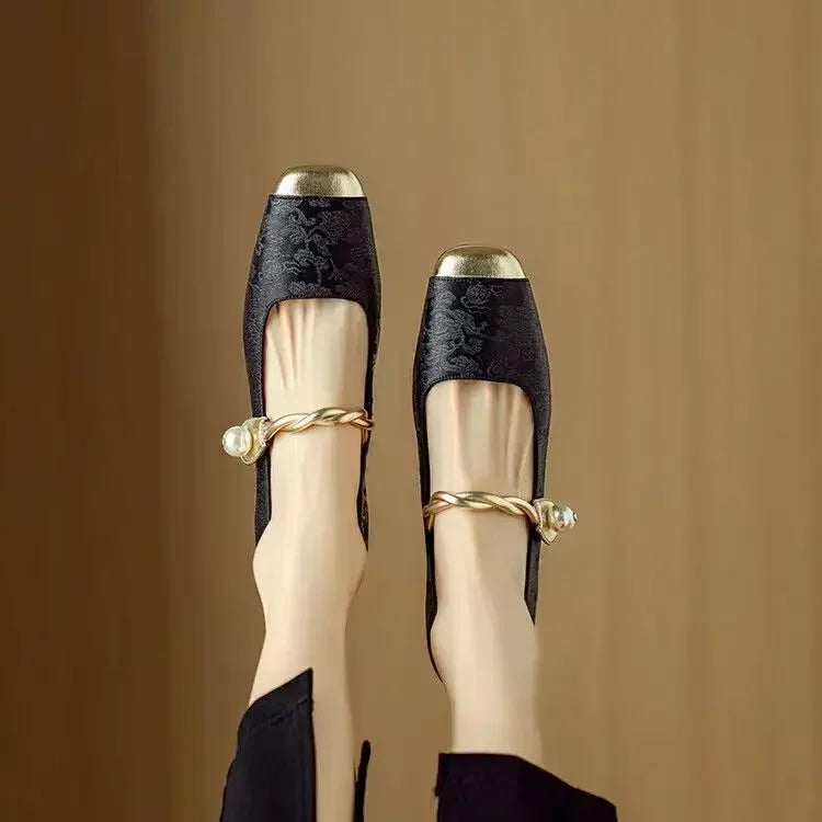 Women's Mary Jane Shoes with Pearl Strap and Glitter Block Heel