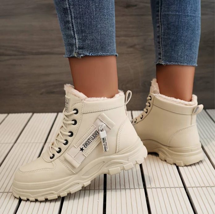 Hester | Fleece-Lined Winter Boots with Lace-Up Closure for Women