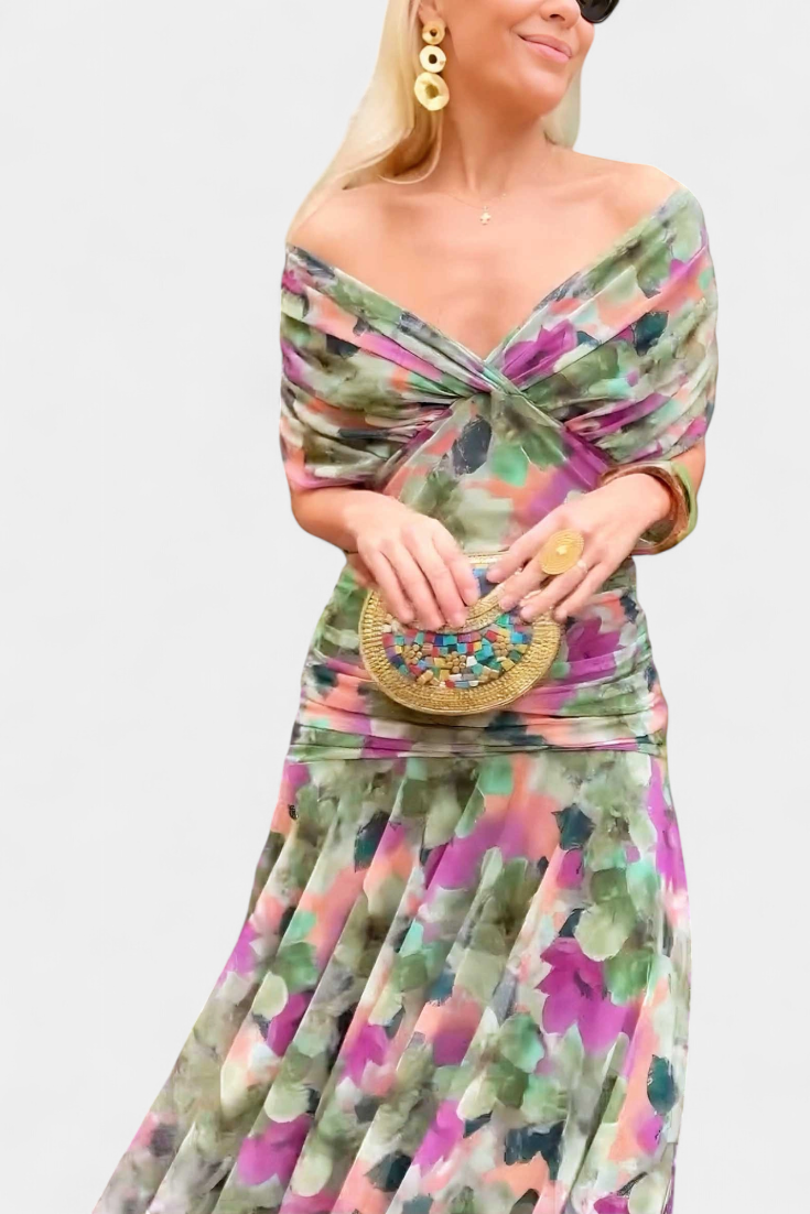 Women's Elegant Dress with V-Neckline and Pleated Waist