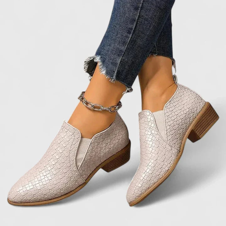 Violeandra | Orthopedic Shoes
