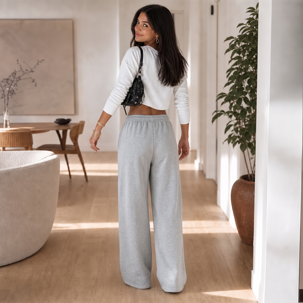Pleatwell – Pleated Wide-Leg Sweatpants