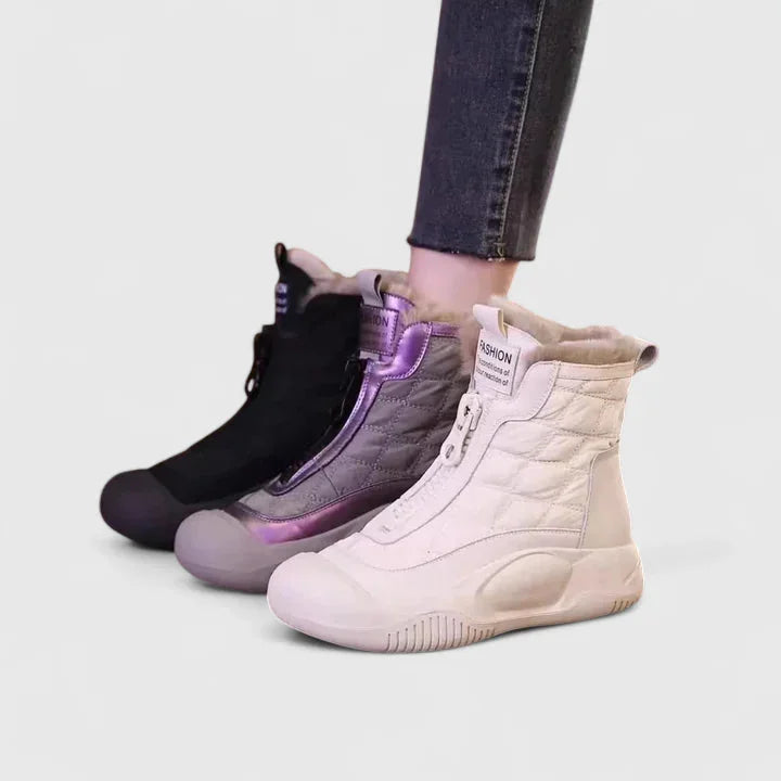 Women's quilted zip-up orthopedic ankle boots with faux fur lining