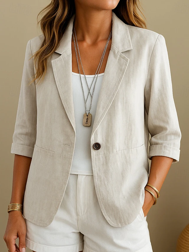 Women's Tailored Blazer with Notched Lapel and Cuffed Sleeves