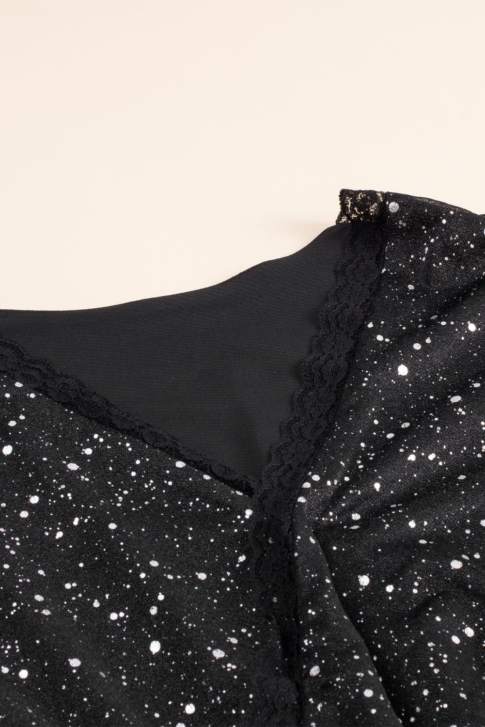 Sage | Sequin Cocktail Dress with V-Neck and Long Sleeves for Women