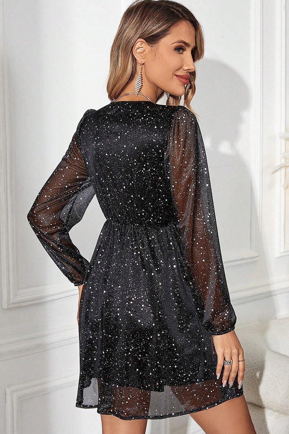 Sage | Sequin Cocktail Dress with V-Neck and Long Sleeves for Women
