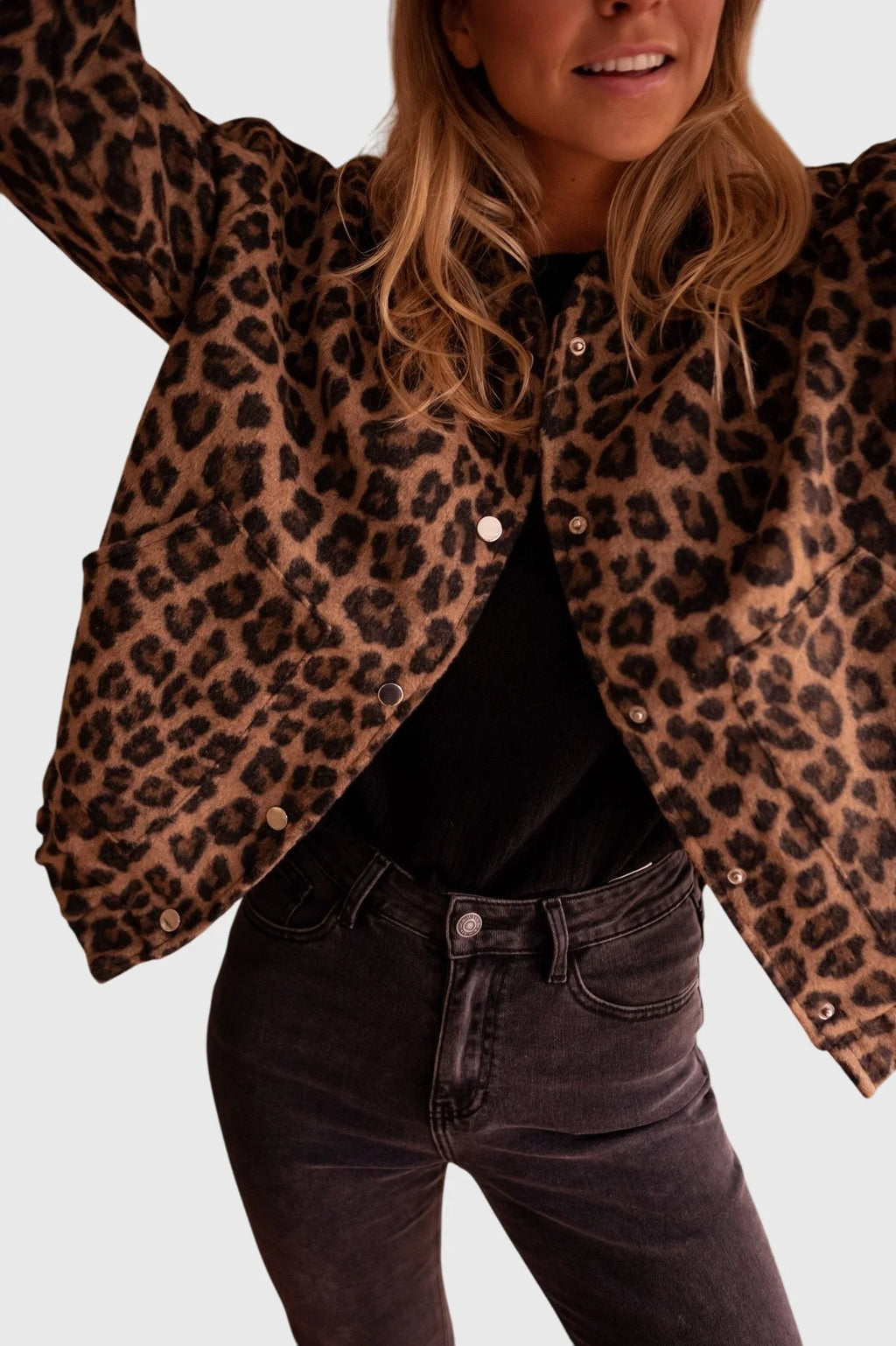 Women's leopard button-front collared jacket