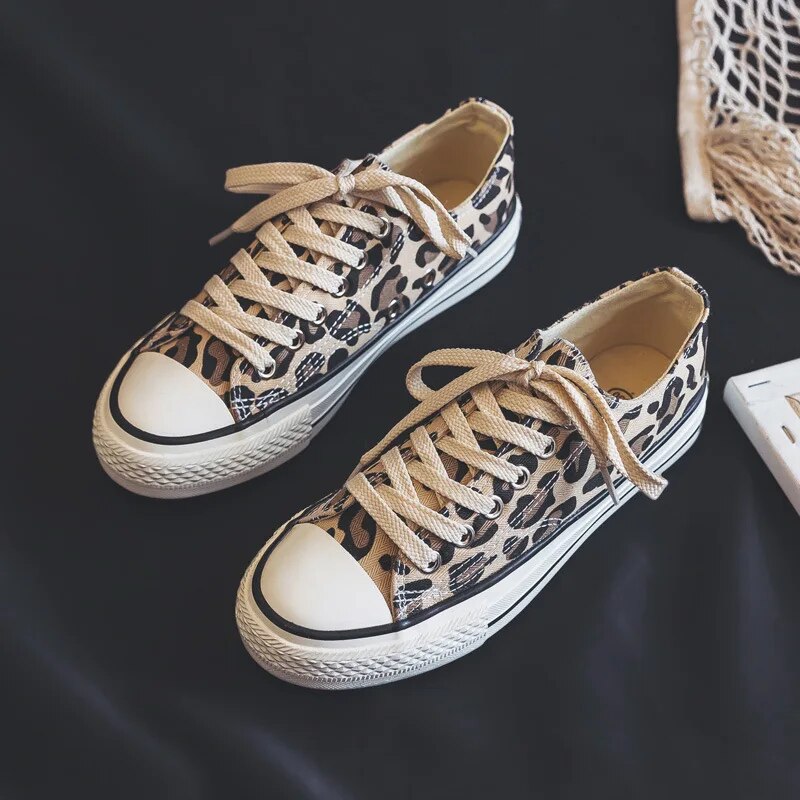 Women's Leopard Print Canvas Sneakers Low-Top Lace-Up