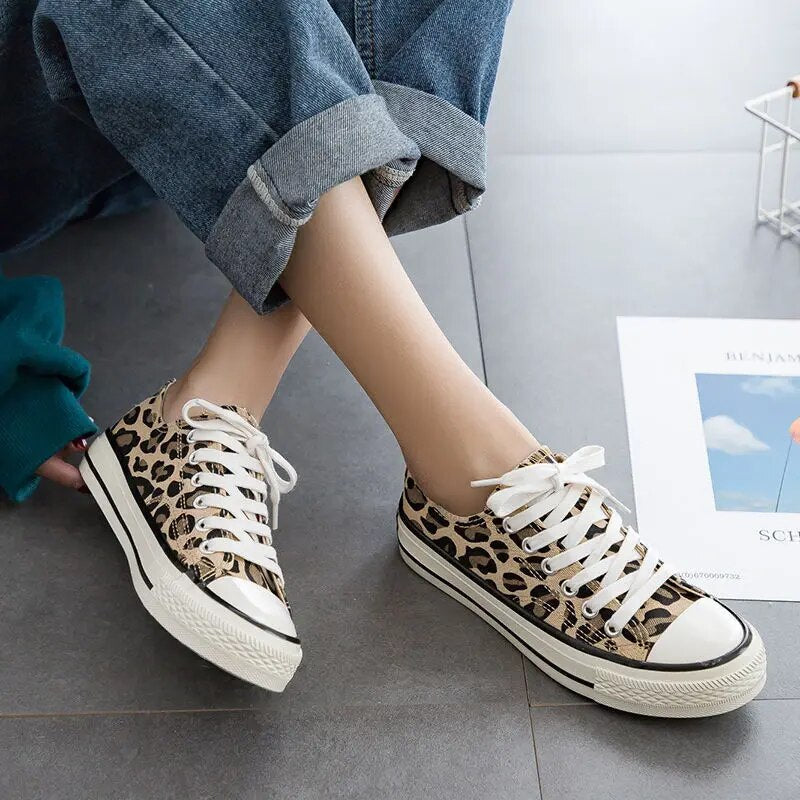 Women's Leopard Print Canvas Sneakers Low-Top Lace-Up