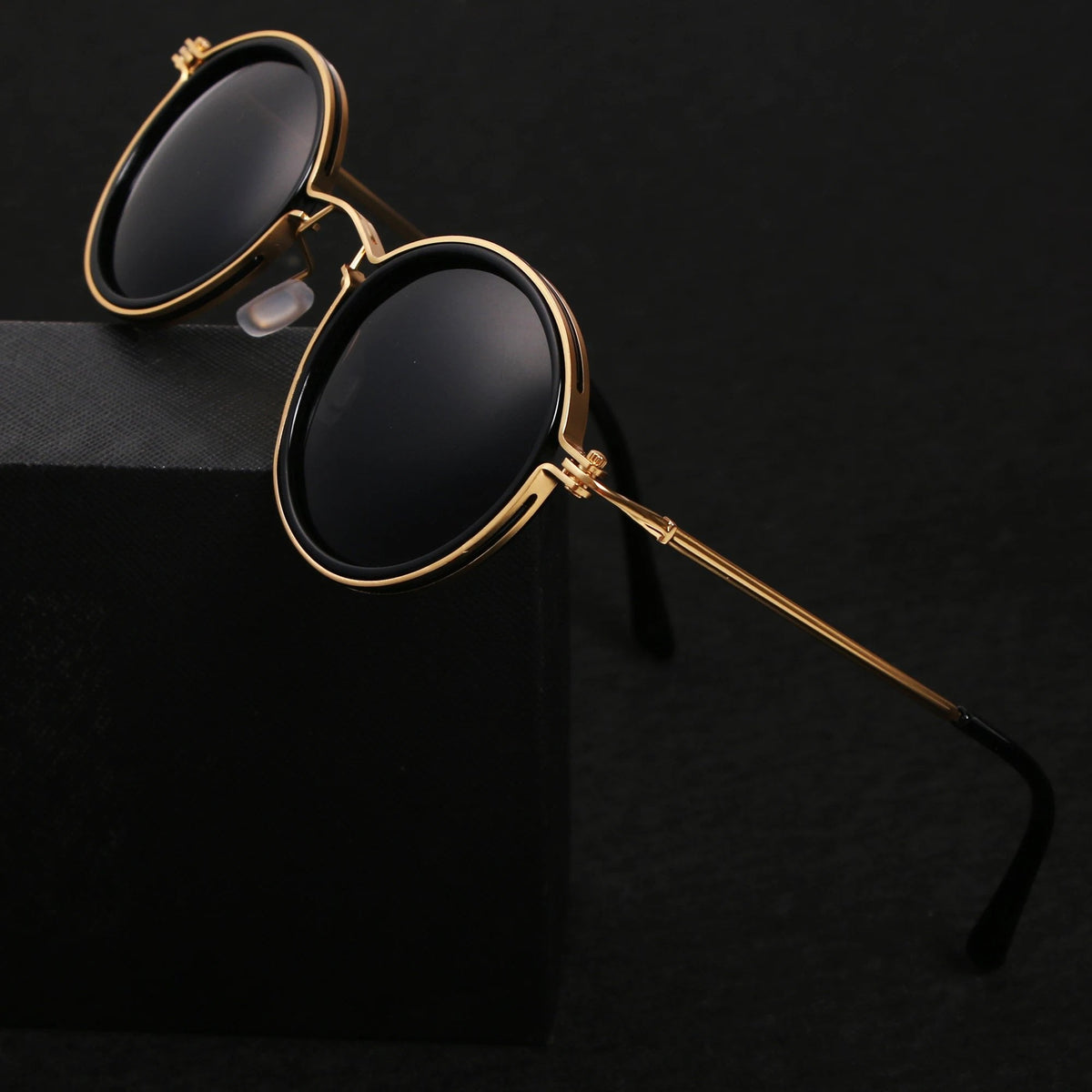 Grace | Women's Polarized Round-Frame Sunglasses With Gold Metal Temples