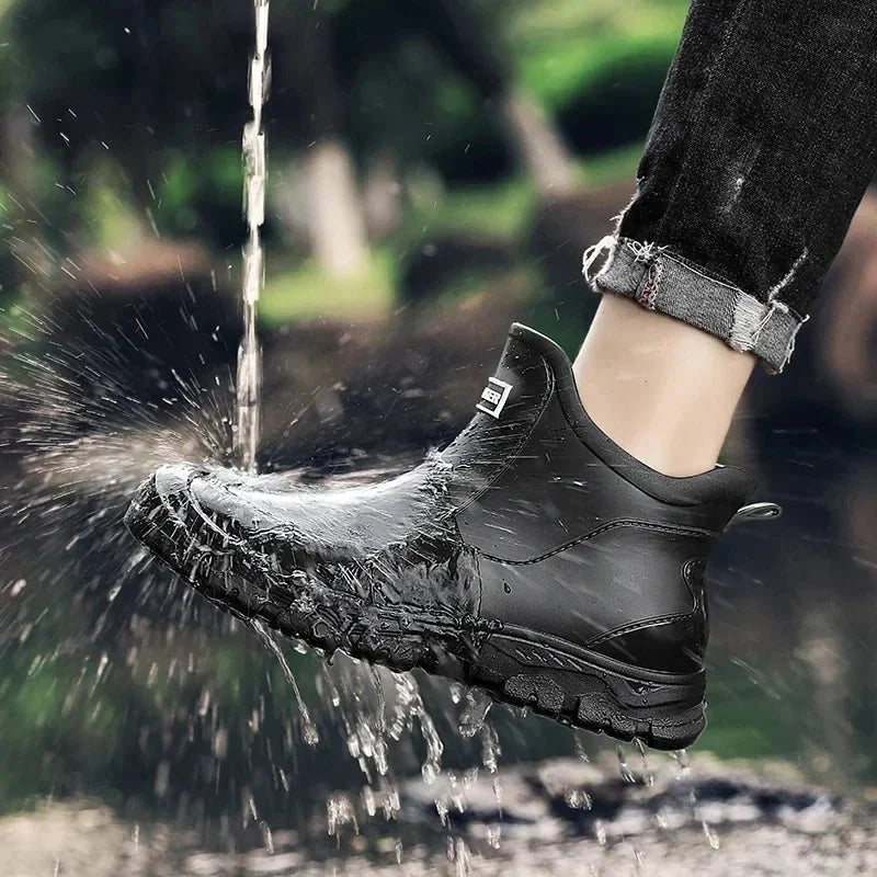 Women's waterproof ankle boots with reinforced toe cap