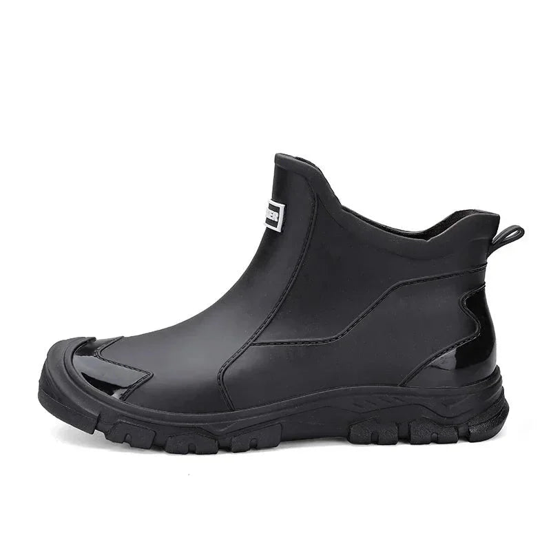 Women's waterproof ankle boots with reinforced toe cap