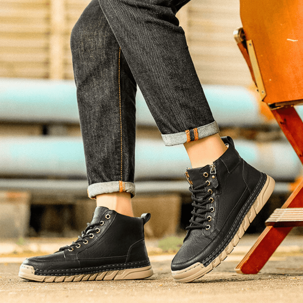 MEN'S LEATHER BOOTS