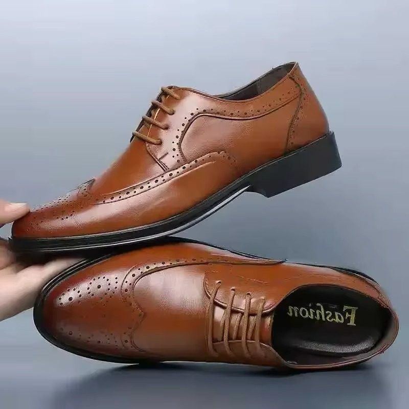 Wingtip Lace-Up Oxford Shoes for Men
