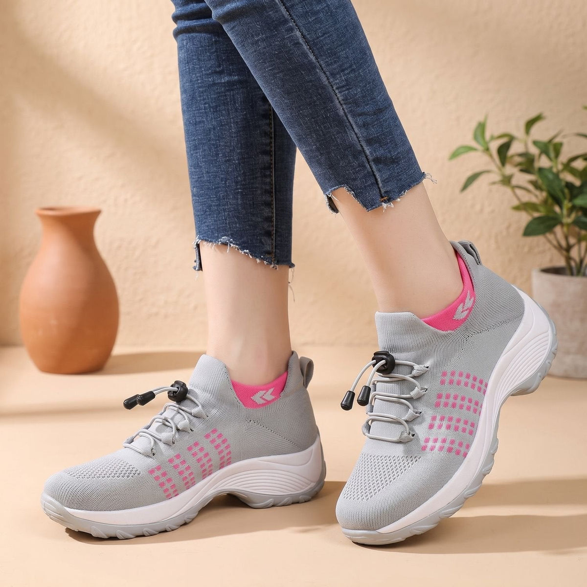 Mia | Women's Orthopedic Knit Platform Lace-Up Sneakers